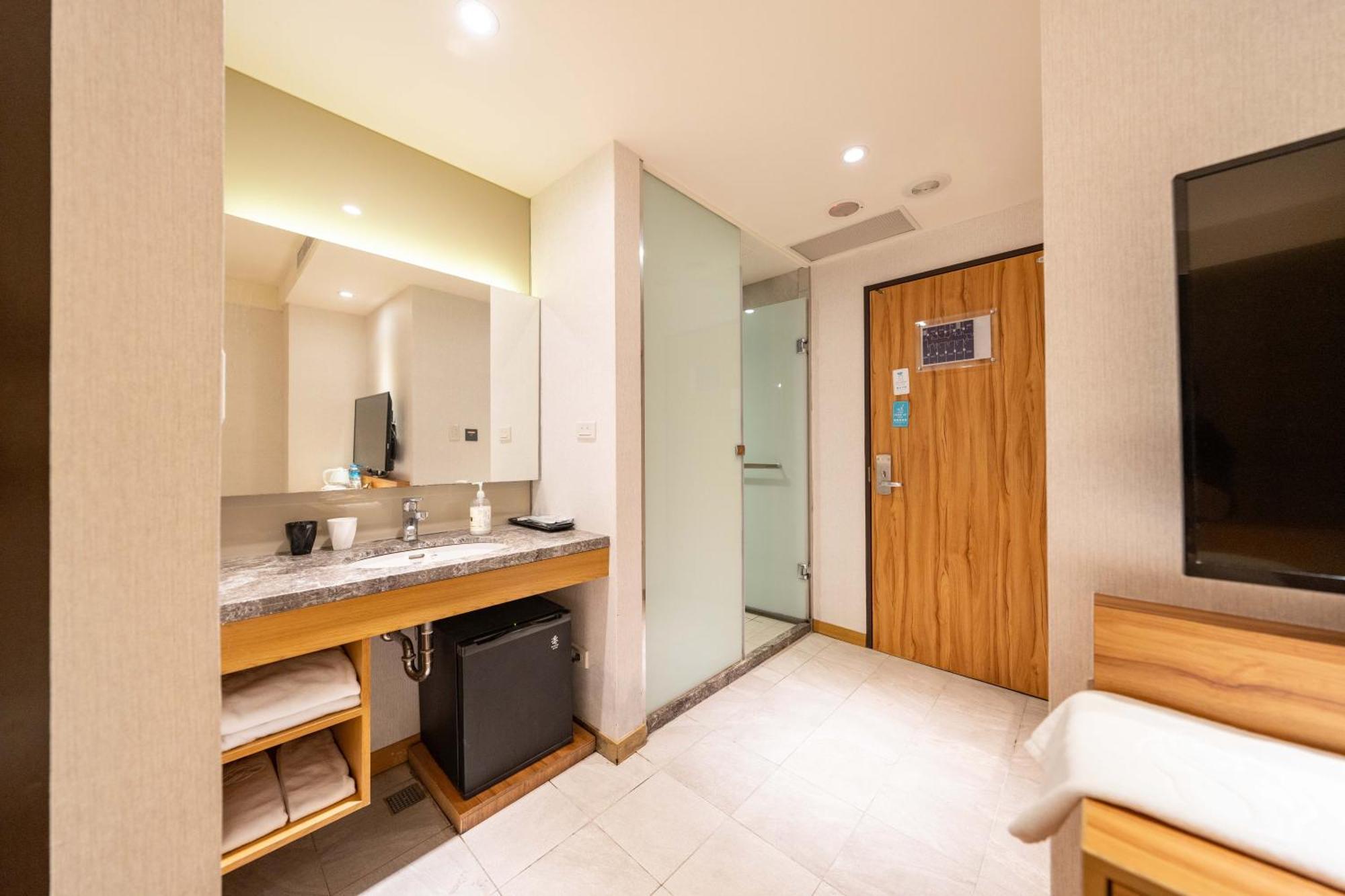 雲富大飯店 Hotel Cloud-Zhongshan Taipei Luaran gambar